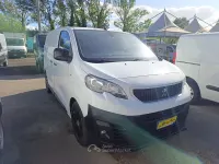 Usata Peugeot Expert 116 CV (85 kW) 2019 Furgone