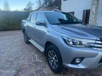 usata Toyota HiLux 2.4 d-4d double cab Executive 4wd auto