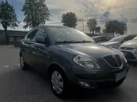 Usata Lancia Ypsilon 60 CV (44 kW) 2010 Grigio Utilitaria