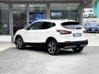 Używany Nissan Qashqai 116 KM (85 kW) 2020 Biały SUV