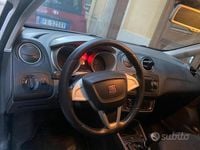 Usata Seat Ibiza 70 CV (51 kW) 2011 Bianco Berlina
