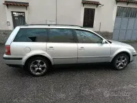 Usata VW Passat 130 CV (95 kW) 2004 Grigio Station wagon