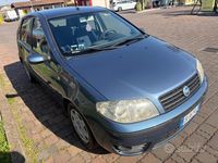 Usata Fiat Punto 69 CV (50 kW) 2005 Blu Utilitaria