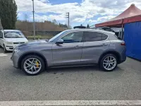 Usata Alfa Romeo Stelvio Business 209 CV (153 kW) 2017 Argento SUV