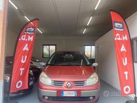 Usata Renault Scénic II 104 CV (76 kW) 2006 Rosso Monovolume