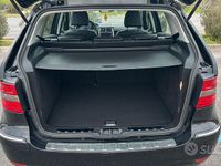 Usata Mercedes B180 109 CV (80 kW) 2009 Nero Monovolume