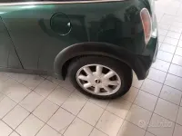 Usata Mini Cooper 116 CV (85 kW) 2004 Verde Utilitaria