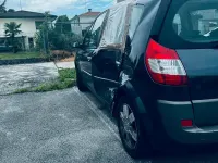 Usata Renault Scénic II 111 CV (81 kW) 2006 Nero Monovolume