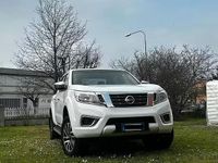 Second-hand Nissan Navara 2018 Alb Pickup