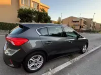 Usata Ford Focus 95 CV (69 kW) 2018 Grigio Berlina