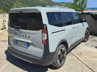 Usata Ford Tourneo 124 CV (91 kW) 2025 Furgone