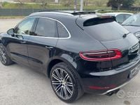 Usata Porsche Macan Turbo 399 CV (293 kW) 2016 Nero SUV
