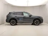 Usata VW Tiguan R-line 150 CV (110 kW) 2024 Grigio SUV