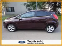 Usata Ford Fiesta 81 CV (59 kW) 2011 Rosso morello metallizzato