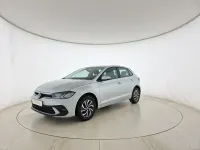 Usata VW Polo Life 95 CV (69 kW) 2024 Reflex silver metallizzato Utilitaria