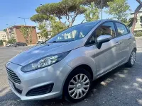 Usata Ford Fiesta 80 CV (58 kW) 2014 Grigio Utilitaria
