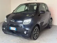 Usata Smart ForTwo Coupé Prime 41 kW (56 CV) 2021 Blu Utilitaria