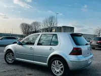 Usata VW Golf IV Edition 105 CV (77 kW) 2001 Bluazzurro Berlina
