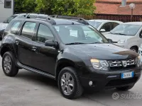 Usata Dacia Duster Lauréate 101 CV (74 kW) 2014 Nero SUV