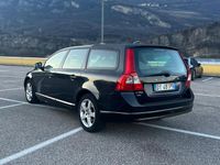 Usata Volvo V70 136 CV (100 kW) 2010 Nero Station wagon