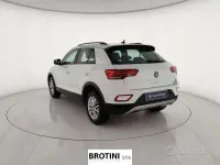 Begagnad VW T-Roc Life 110 HK (80 kW) 2023 Vit SUV