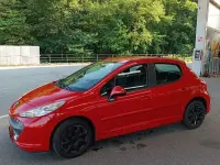 Käytetty Peugeot 207 95 HP (69 kW) 2008 Punainen Sedan