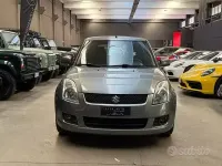 Usata Suzuki Swift GL 92 CV (67 kW) 2009 Grigio metallizzato Utilitaria