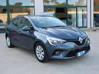 Usata Renault Clio V Intens 85 CV (62 kW) 2020 Grigio Berlina