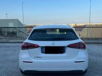 Usata Mercedes A180 Business 116 CV (85 kW) 2018 Bianco Berlina