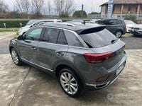 Usata VW T-Roc Style 150 CV (110 kW) 2022 Grigio SUV