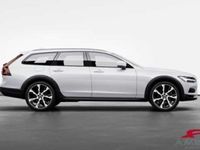 usata Volvo V90 CC B5 AWD automatico Plus nuova a Viterbo