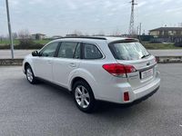 Usata Subaru Legacy 86 CV (63 kW) 2014 Bianco Berlina