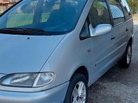 Usata Ford Galaxy 110 CV (80 kW) 1999 Grigio Monovolume