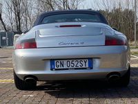 Usata Porsche 911 Carrera 4 Cabriolet 320 CV (235 kW) 2002 Grigio Cabrio