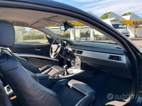 Usata BMW 320 184 CV (135 kW) 2010 Coupé