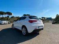 Usata Alfa Romeo Giulietta Super 175 CV (128 kW) 2016 Bianco Utilitaria