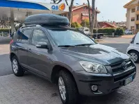 Usata Toyota RAV4 150 CV (110 kW) 2009 Bluazzurro SUV