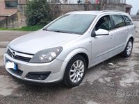 Usata Opel Astra 105 CV (77 kW) 2005 Grigio Station wagon