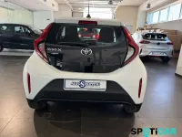 Usata Toyota Aygo X Active 72 CV (52 kW) 2024 Bianco SUV