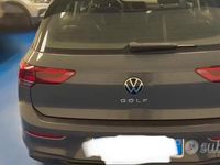 Usata VW Golf VIII Life 150 CV (110 kW) 2023 Grigio Berlina