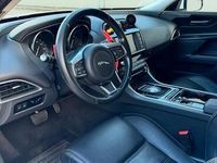 Usata Jaguar XE Prestige 179 CV (131 kW) 2017 Bianco Berlina