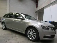 Usata Skoda Octavia Executive 150 CV (110 kW) 2019 Argento metallizzato Station wagon