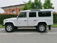 Usata Land Rover Defender S 122 CV (89 kW) 2011 Bianco Station wagon