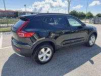 Nuova Volvo XC40 163 CV (119 kW) 2025 Onyx black SUV