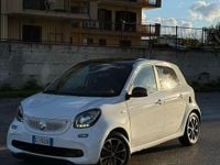 Usata Smart ForFour 90 CV (66 kW) 2017 Bianco Utilitaria