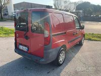 Usata Fiat Doblò 75 CV (55 kW) 2005 Rosso Monovolume