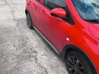 Usata Opel Karl Rocks 73 CV (53 kW) 2019 Rosso Utilitaria