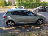 Usata Opel Astra 90 CV (66 kW) 2010 Grigio Monovolume