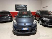 Usata Renault Scénic III Dynamique 110 CV (80 kW) 2011 Grigio Monovolume
