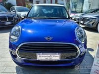 Usata Mini Cooper D Business 116 CV (85 kW) 2018 Blu Utilitaria